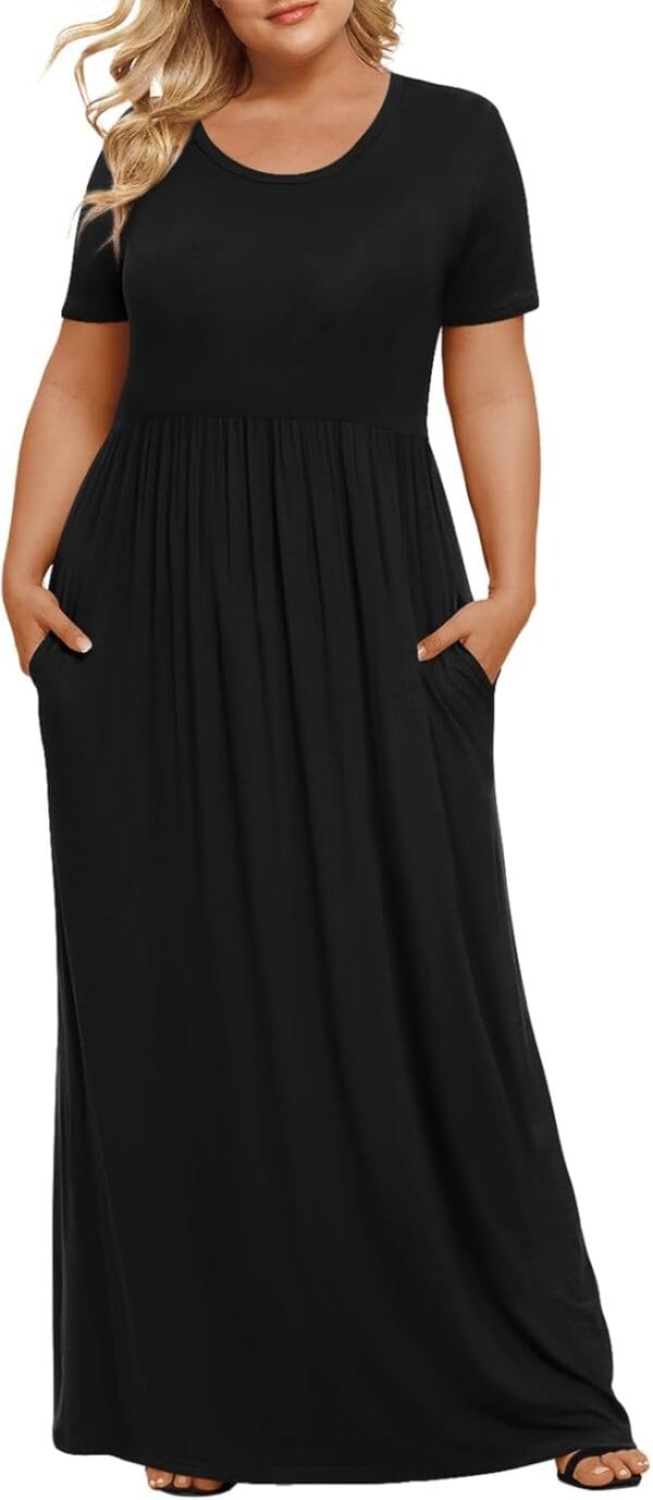 Plus size short sleeve floral print maxi dress in elegant flowy style