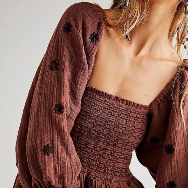 Women's bohemian floral maxi dress with puff sleeves and pockets