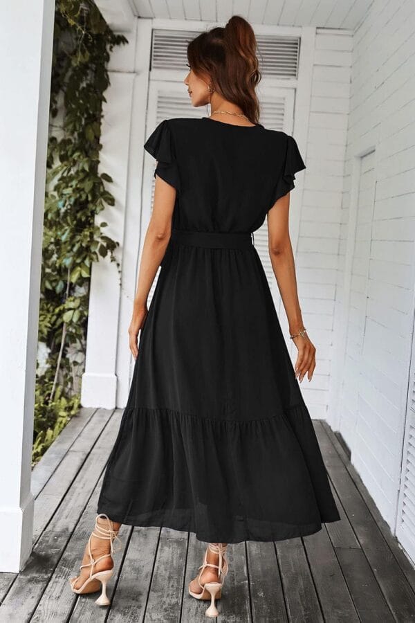 Women’s flowy A-line boho floral maxi dress with short sleeves and V-neck