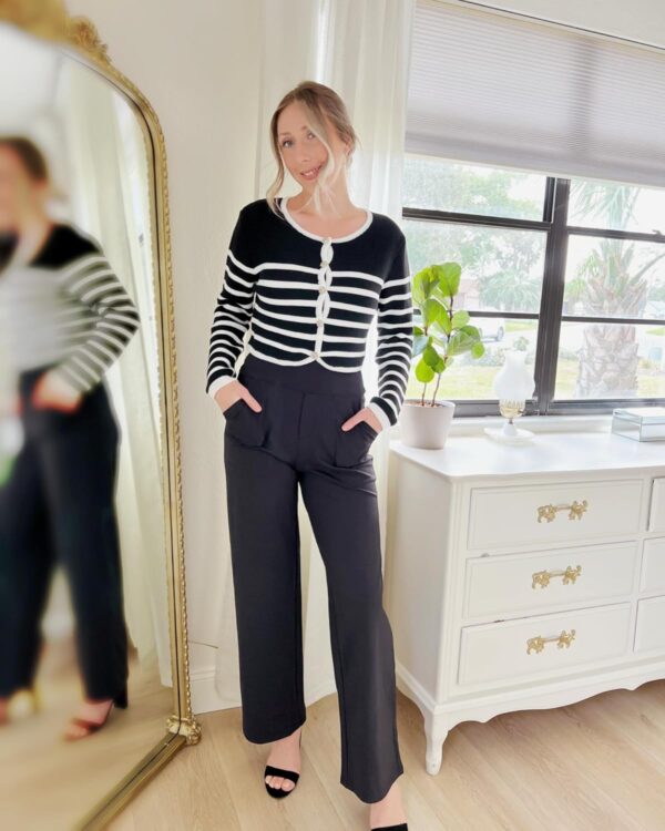 High-waisted women's yoga pants in black with pockets, stylish wide leg fit