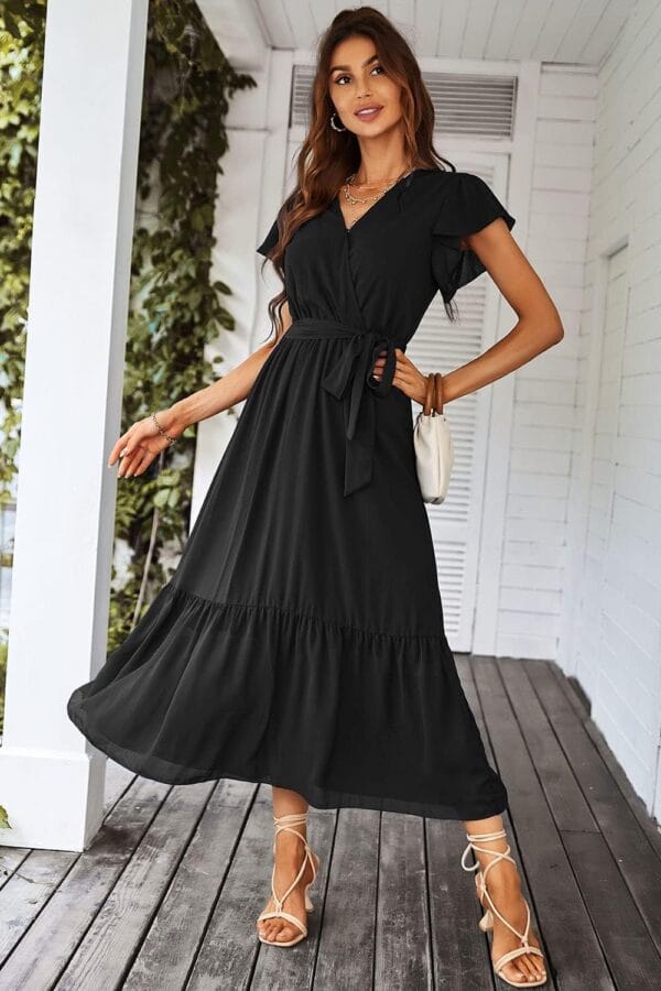 Boho floral maxi dress with short sleeves and V-neck, flowy A-line style