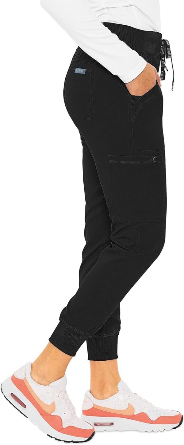 Women's lightweight jogger scrub pants in a sleek fit, 2-way stretch fabric