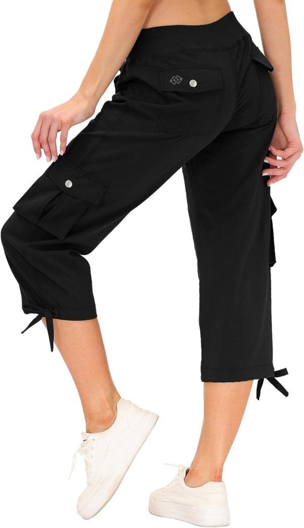 Women's lightweight hiking cargo capris in breathable fabric for outdoor activities