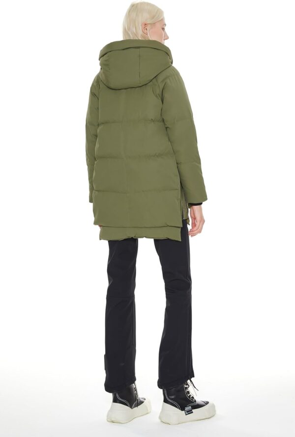 Orolay women's thickened down jacket in navy blue, front view, showcasing warm design