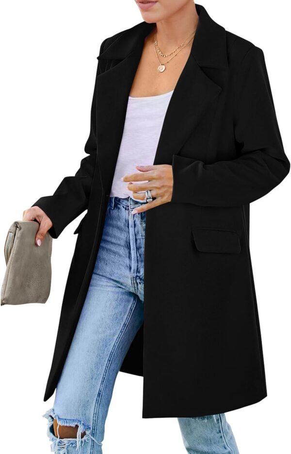 Women's long blazer with lapel pockets in loose fit for casual work