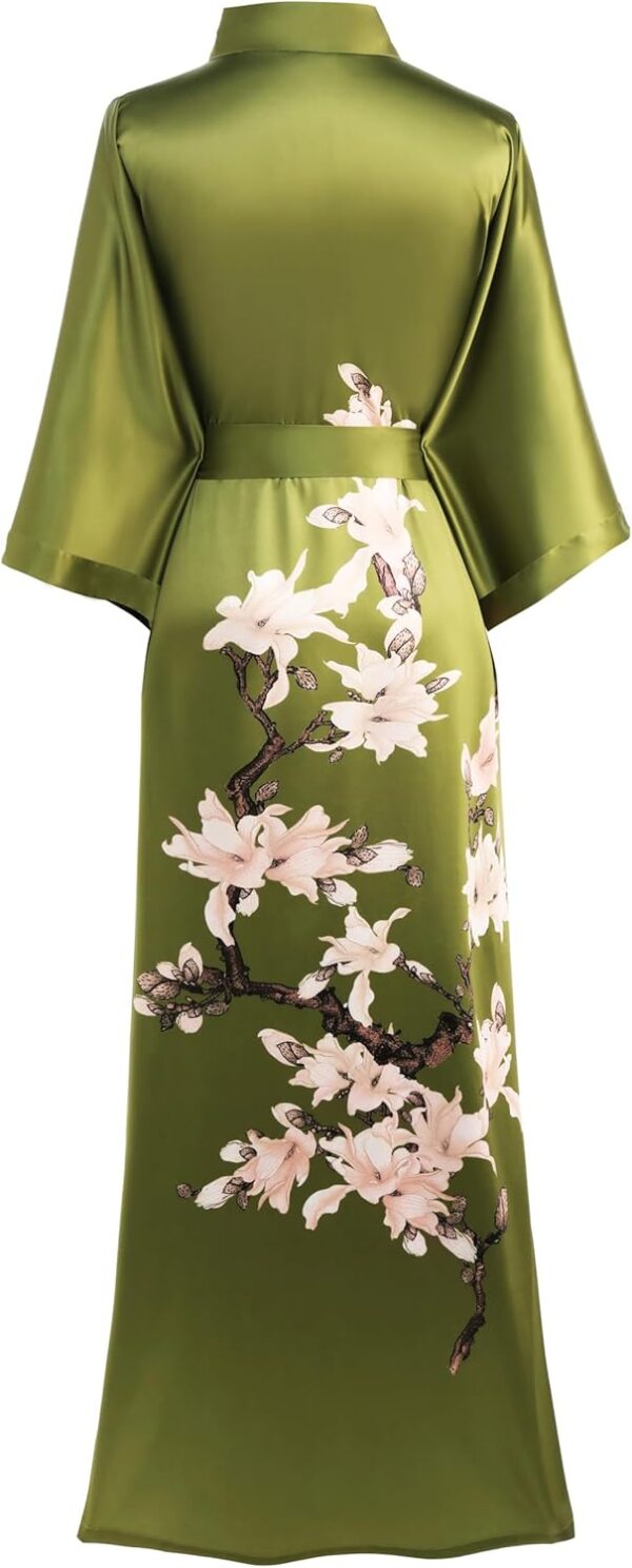 Women's silk kimono bathrobe in floral satin pattern with elegant design
