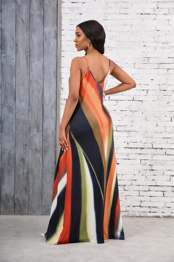 Plus size floral maxi dress with pockets, sleeveless summer style
