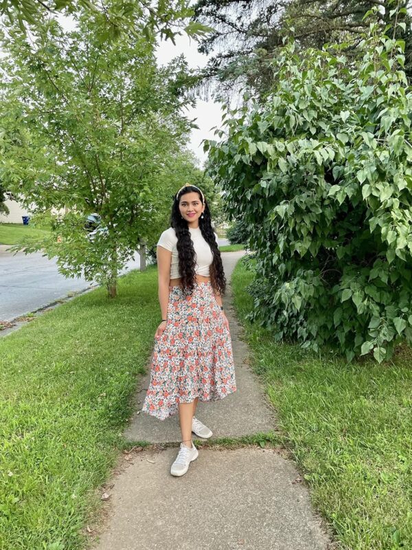Floral print women's midi skirt with high waist and high low hem